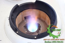 Bếp á bầu đất đôi sử dụng quạt gió