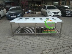 Bàn inox sơ chế thực phẩm 2,4m