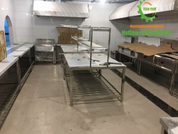 Bàn inox sơ chế công nghiệp