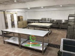 Bàn inox sơ chế công nghiệp