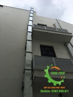 Tum hút mùi bếp nhà hàng