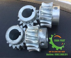 Bánh răng máy thái thịt