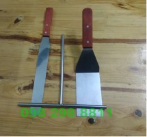 Dao làm bánh crepe