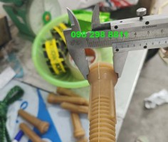 Núm vặt lông gà công nghiệp lô nằm ngang