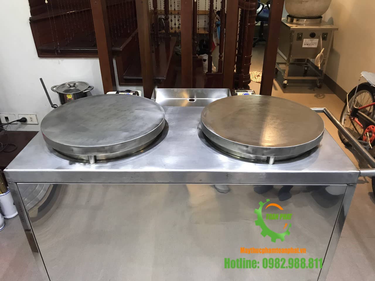 Máy làm bánh crepe đôi dùng gas ( mặt bếp chụp)