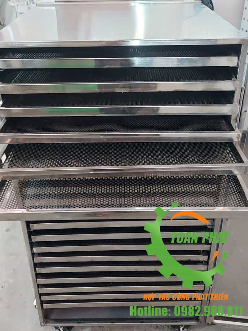 Máy sấy cá 20 khay 1 cánh