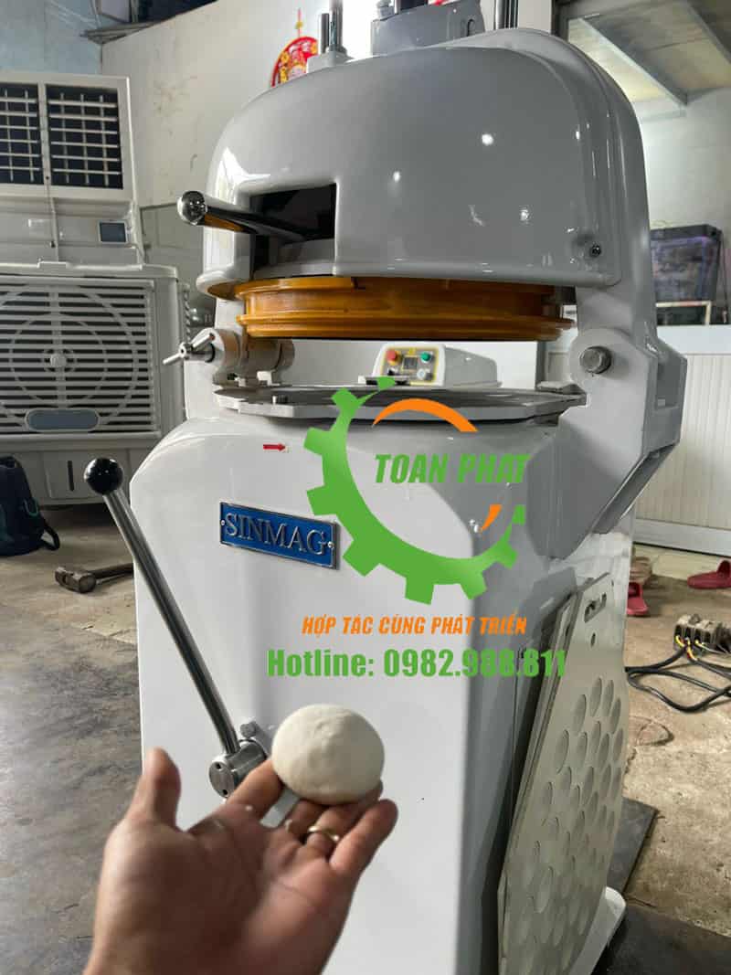 Máy chia vê bột bán tự động 36 phần Sinmag