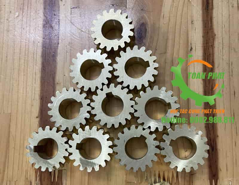 Bánh răng máy thái thịt QX260 bằng đồng