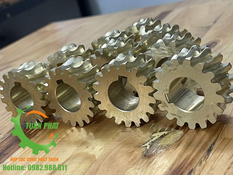 Bánh răng máy thái thịt QX260 bằng đồng